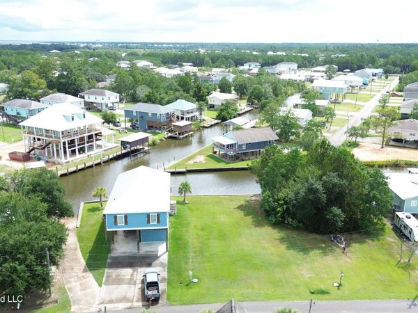 11030 New York Street, Bay Saint Louis, MS 39520