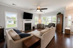 214 Tannery Drive photo 4