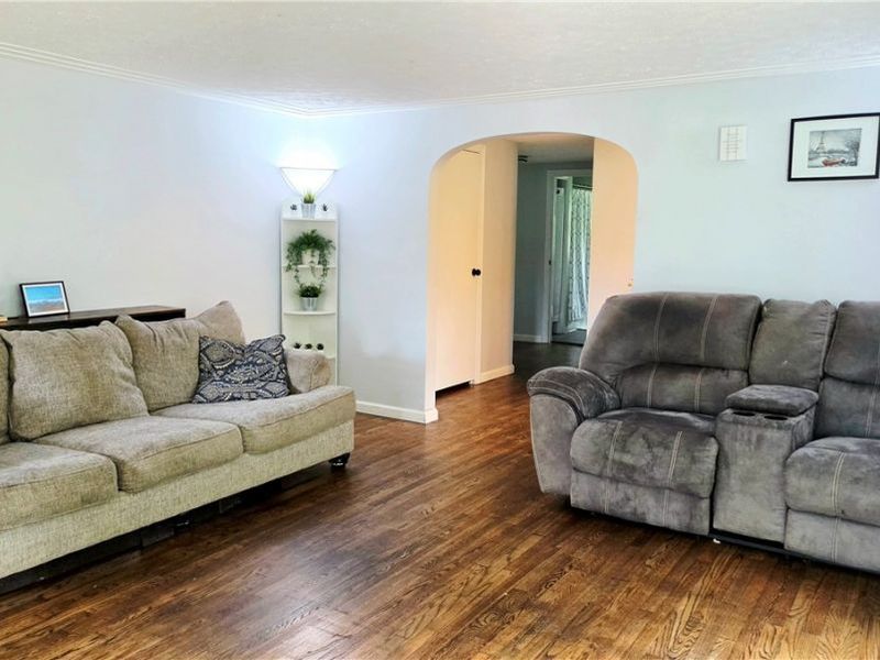 7907 Baumhart Road, Amherst, OH 44001 Photo 12