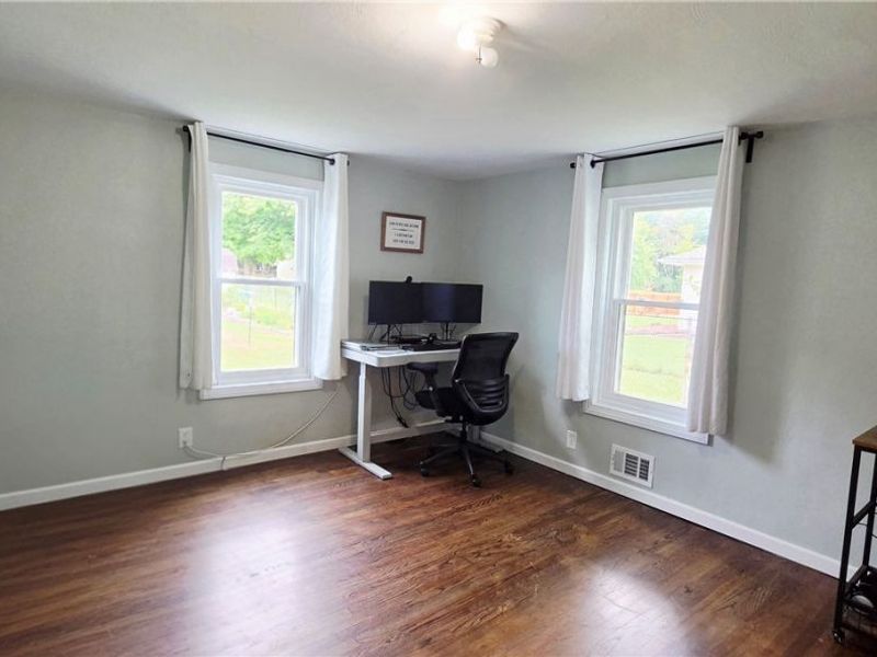7907 Baumhart Road, Amherst, OH 44001 Photo 17
