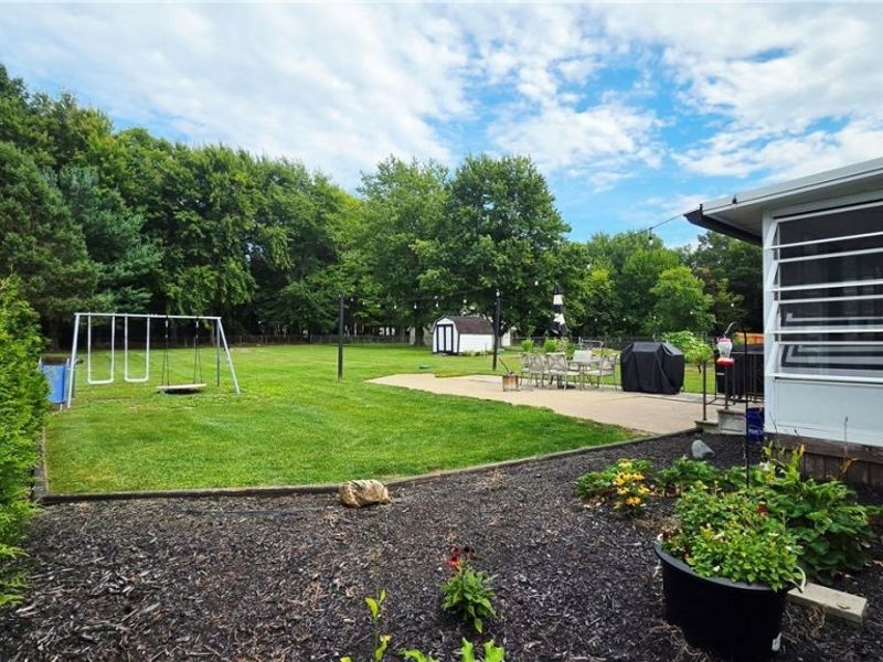 7907 Baumhart Road, Amherst, OH 44001 Photo 25