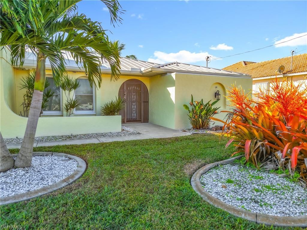 144 SW 38th Ter, Cape Coral, FL 33914 Photo