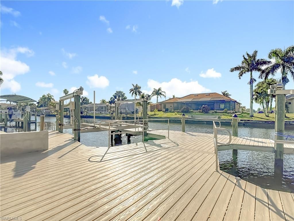 144 SW 38th Ter, Cape Coral, FL 33914 Photo