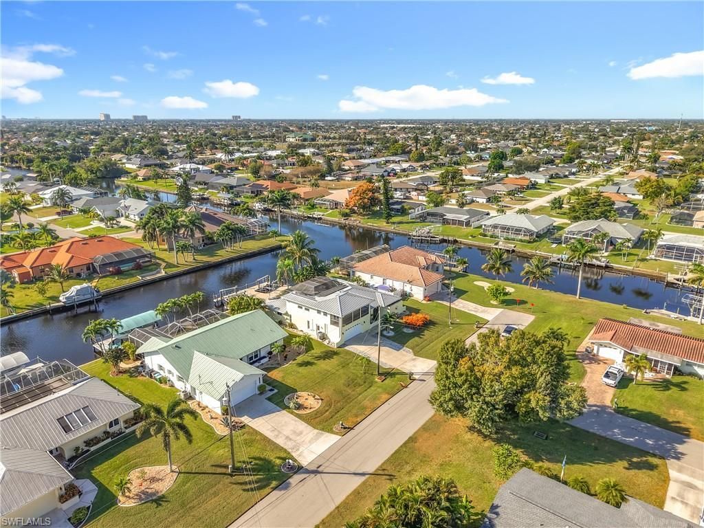 144 SW 38th Ter, Cape Coral, FL 33914 Photo