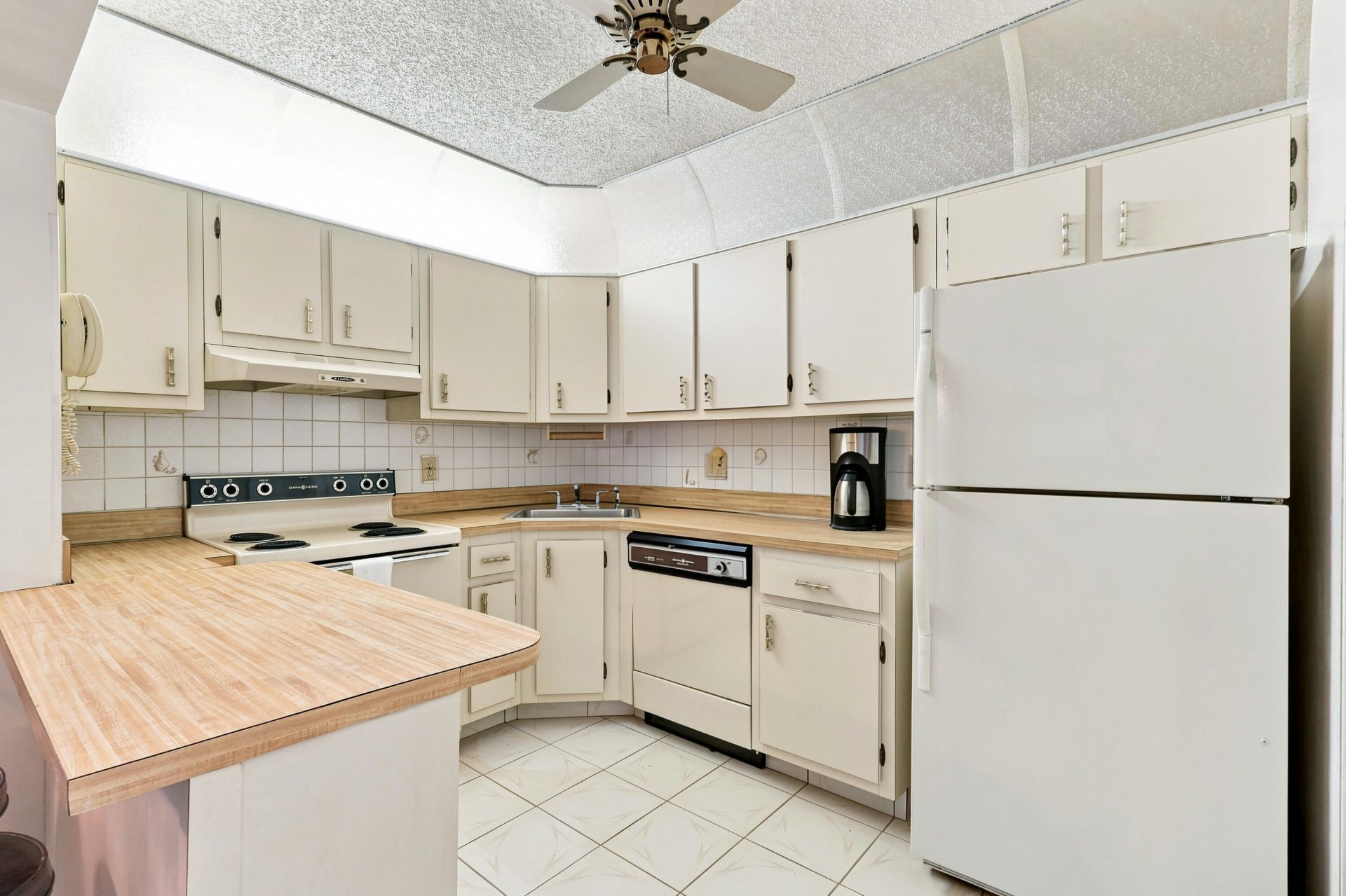 204 Pine Hov Circle, Unit B-1, Greenacres, FL 33463 Photo