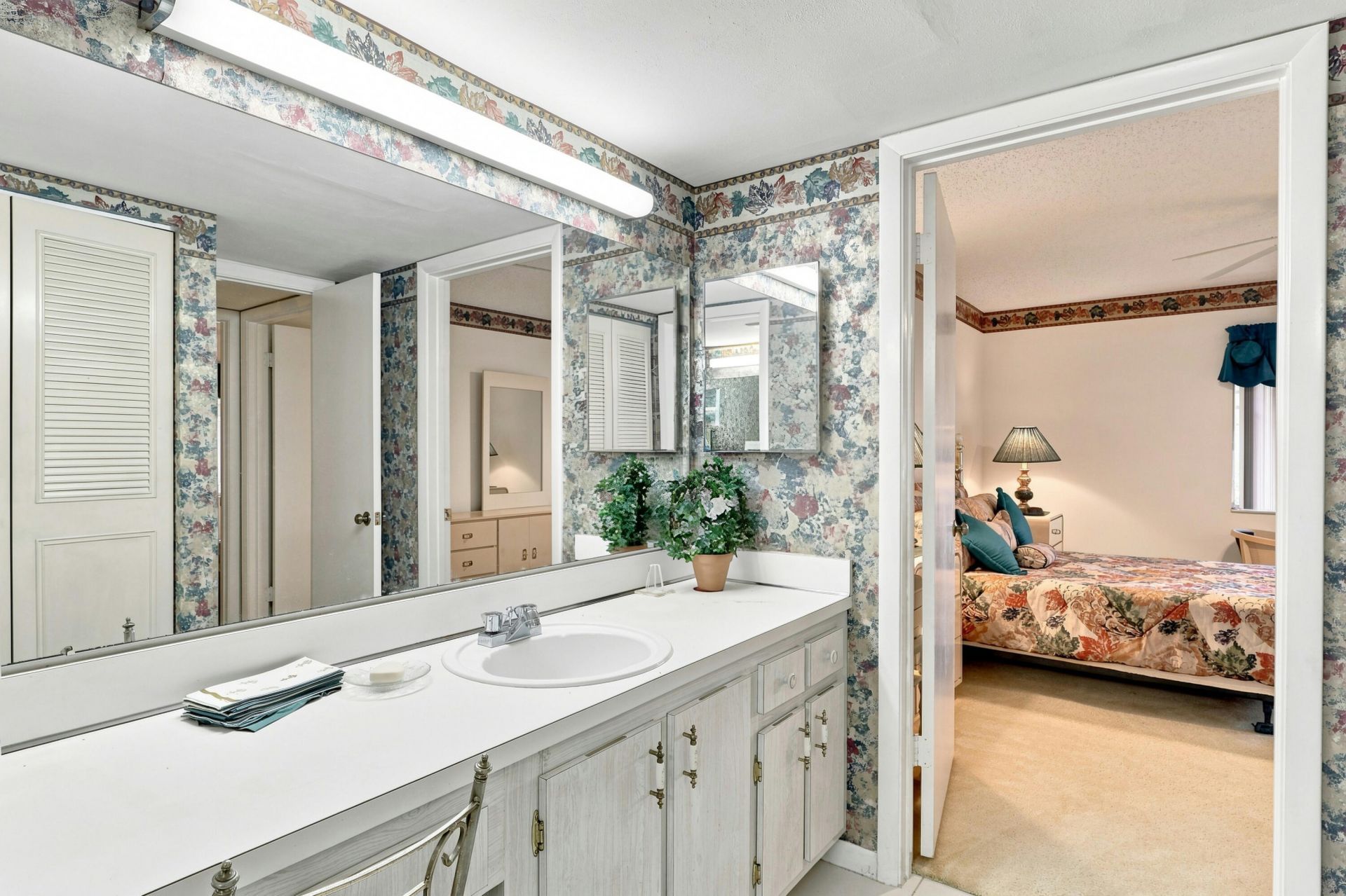 204 Pine Hov Circle, Unit B-1, Greenacres, FL 33463 Photo