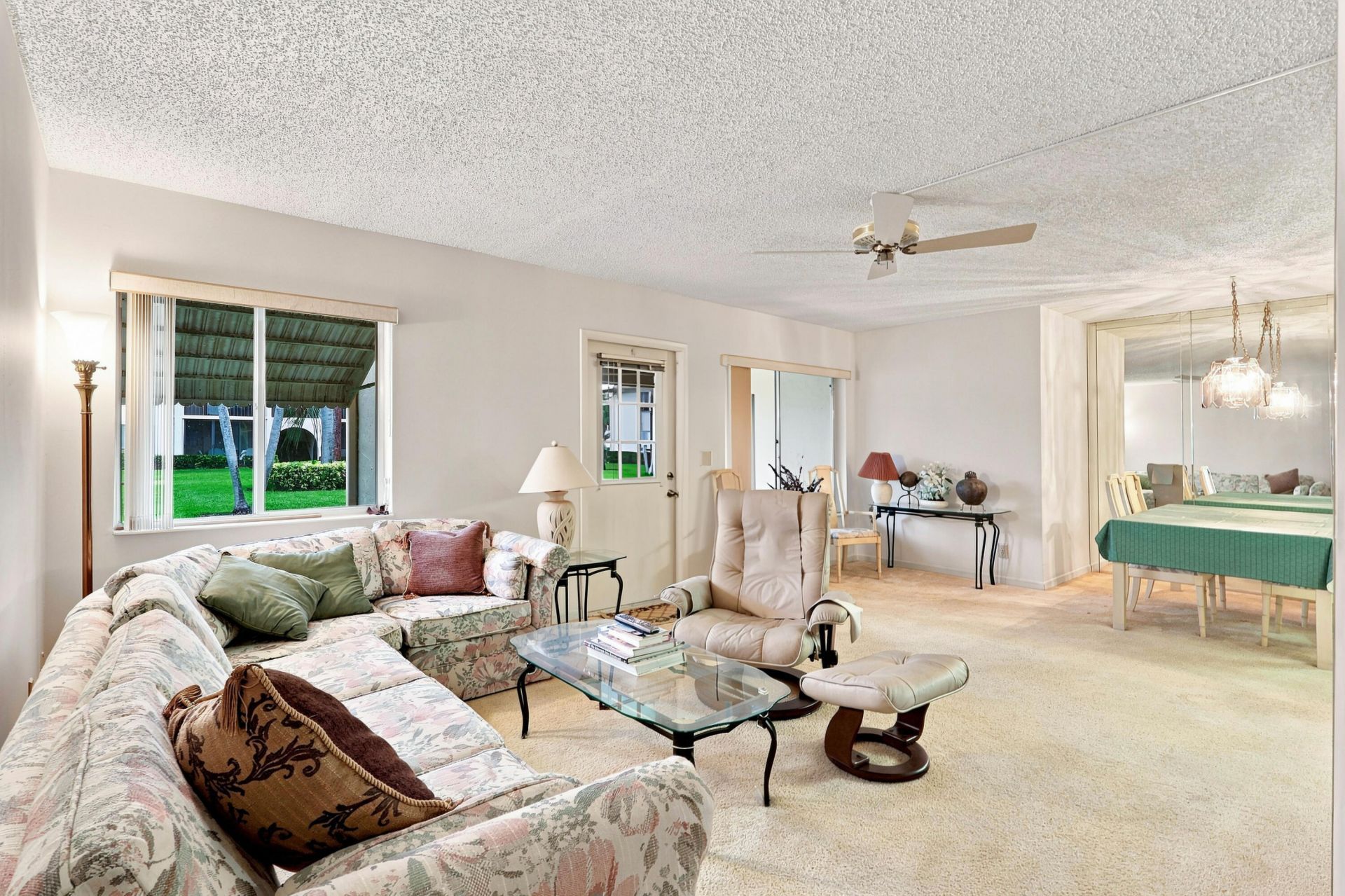 204 Pine Hov Circle, Unit B-1, Greenacres, FL 33463 Photo