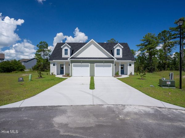 308 Coastal Reef Court, Holly Ridge, NC 28445
