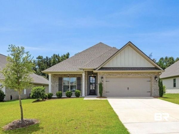 774 Dunker Ave, Fairhope, AL 36532