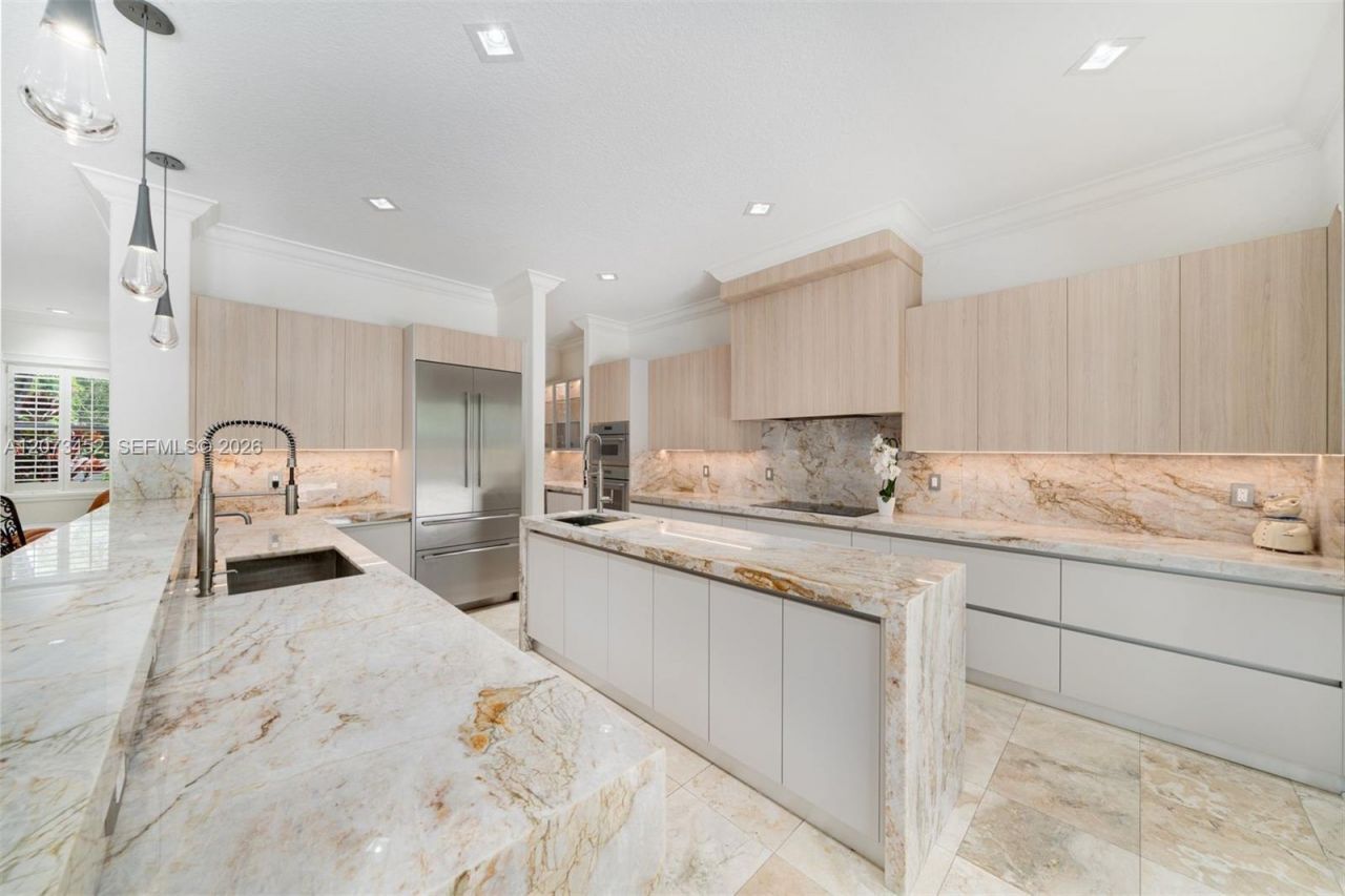 6235 Rolling Road Dr, Pinecrest, FL 33156 Photo