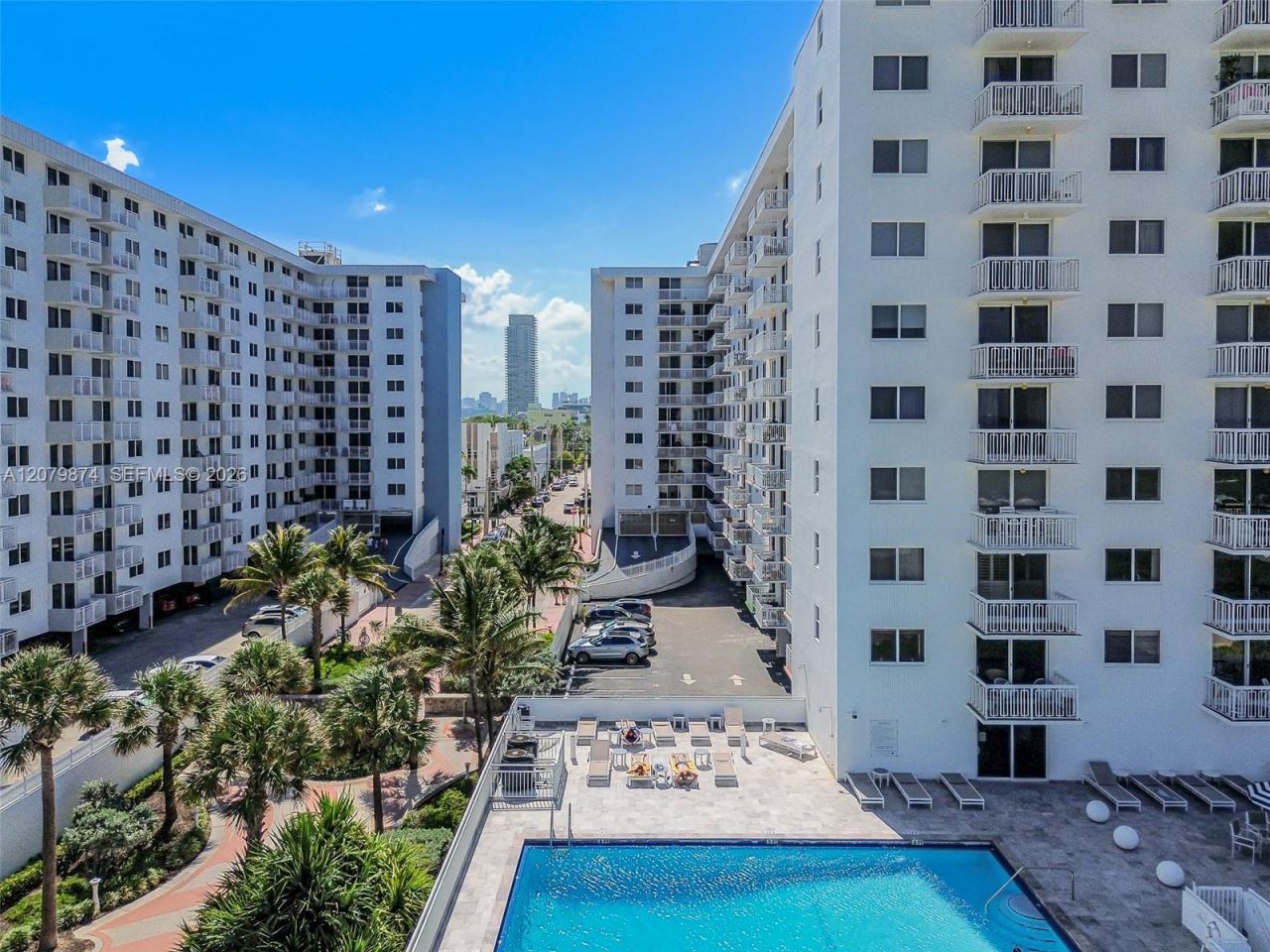 401 Ocean Dr, Unit 903, Miami Beach, FL 33139 Photo