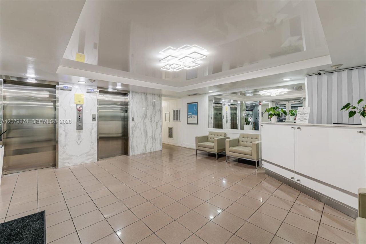 401 Ocean Dr, Unit 903, Miami Beach, FL 33139 Photo