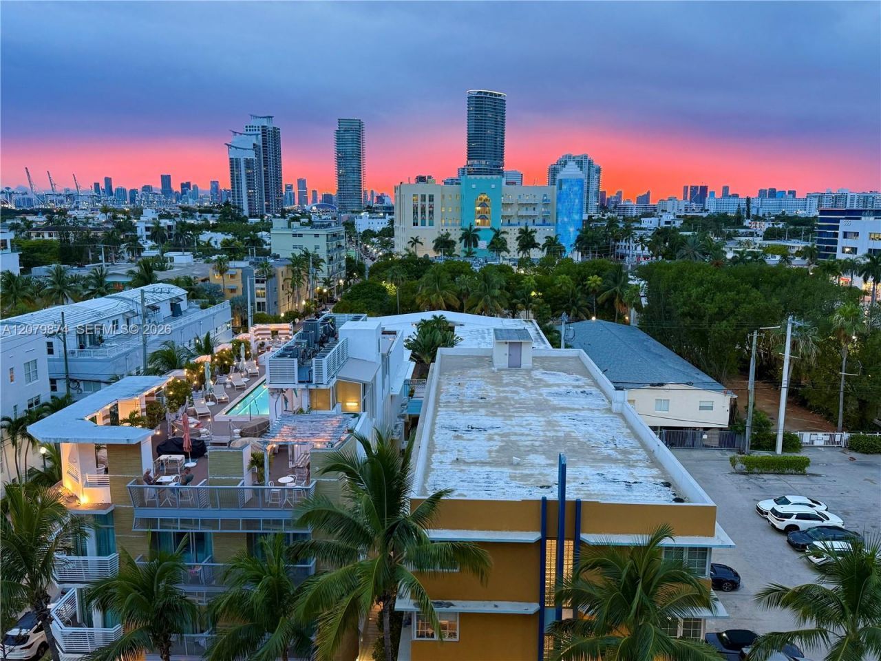 401 Ocean Dr, Unit 903, Miami Beach, FL 33139 Photo