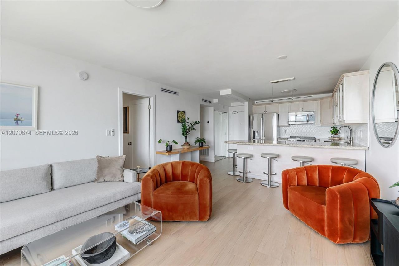 401 Ocean Dr, Unit 903, Miami Beach, FL 33139 Photo