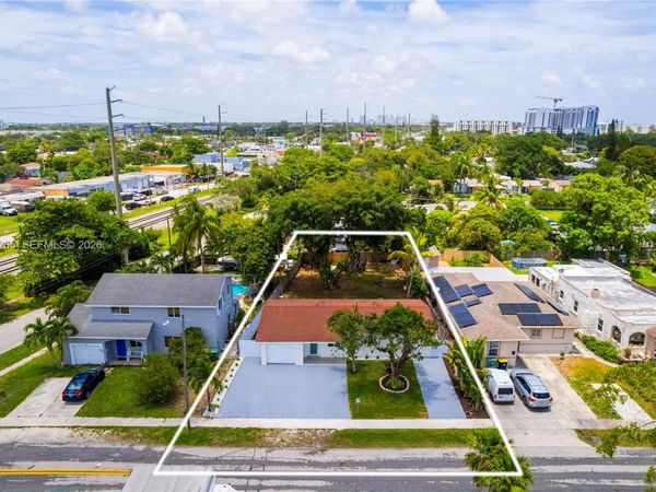 254 SW 4th St , Dania Beach, FL 33004