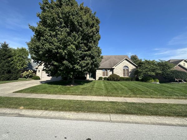 1127 Wood Sage Drive, Avon, IN 46123