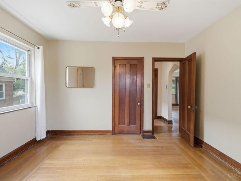 4056 Mcfarran Avenue, Cheviot, OH 45211 Photo 16