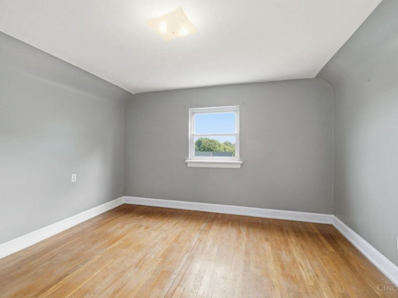 4056 Mcfarran Avenue, Cheviot, OH 45211 Photo 25