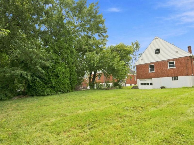 4056 Mcfarran Avenue, Cheviot, OH 45211 Photo 28