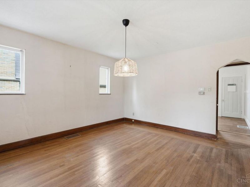 4056 Mcfarran Avenue, Cheviot, OH 45211 Photo 8