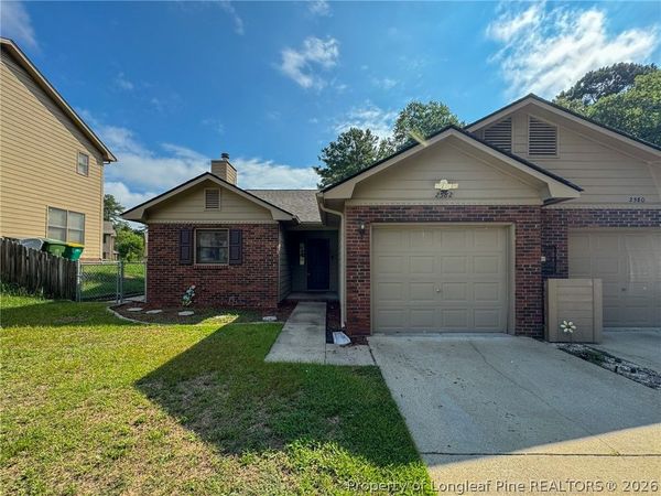 2582 Gotts Lane, Fayetteville, NC 28306