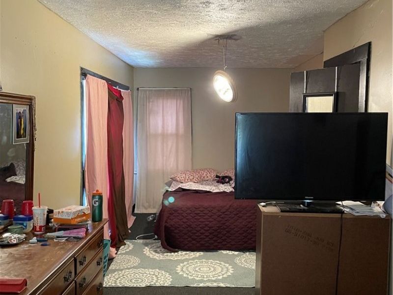 1815 Grantham Road, Cleveland, OH 44112 Photo 3