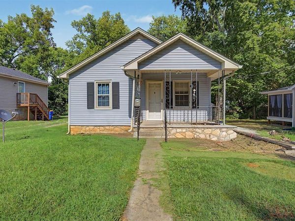 1228 E 15th Avenue , Bowling Green, KY 42104