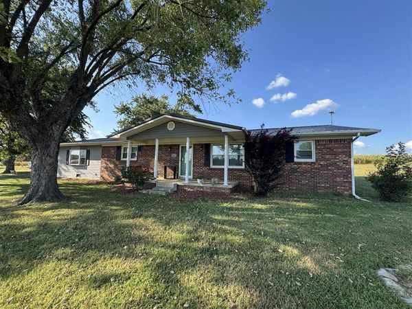 8362 New Bowling Green Road , Smiths Grove, KY 42171