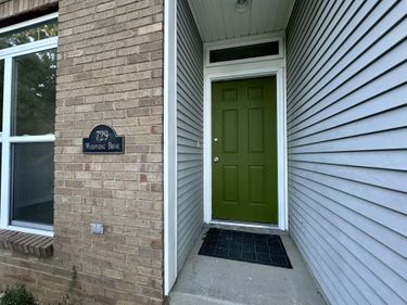729 Whispering Brook Trace, Lexington, KY 40509
