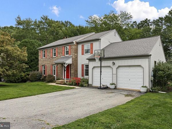 14 RIDGEWOOD DRIVE , HOCKESSIN, DE 19707