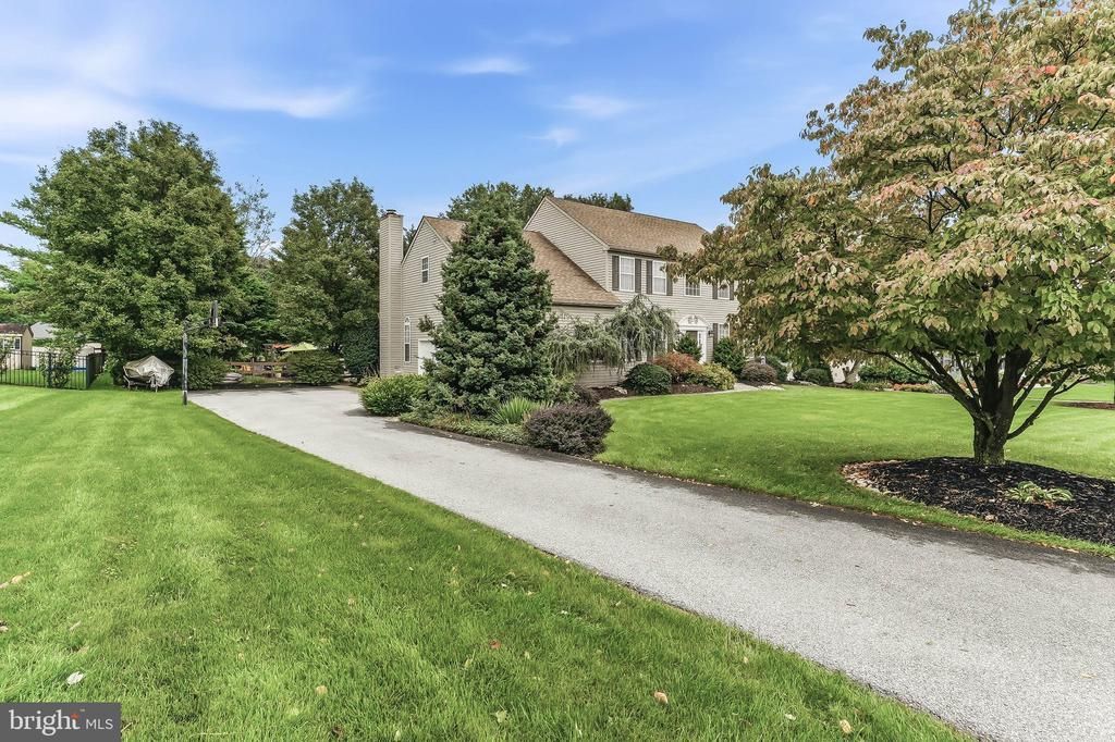 131 RAMBLEWOOD DRIVE, GLENMOORE, PA 19343