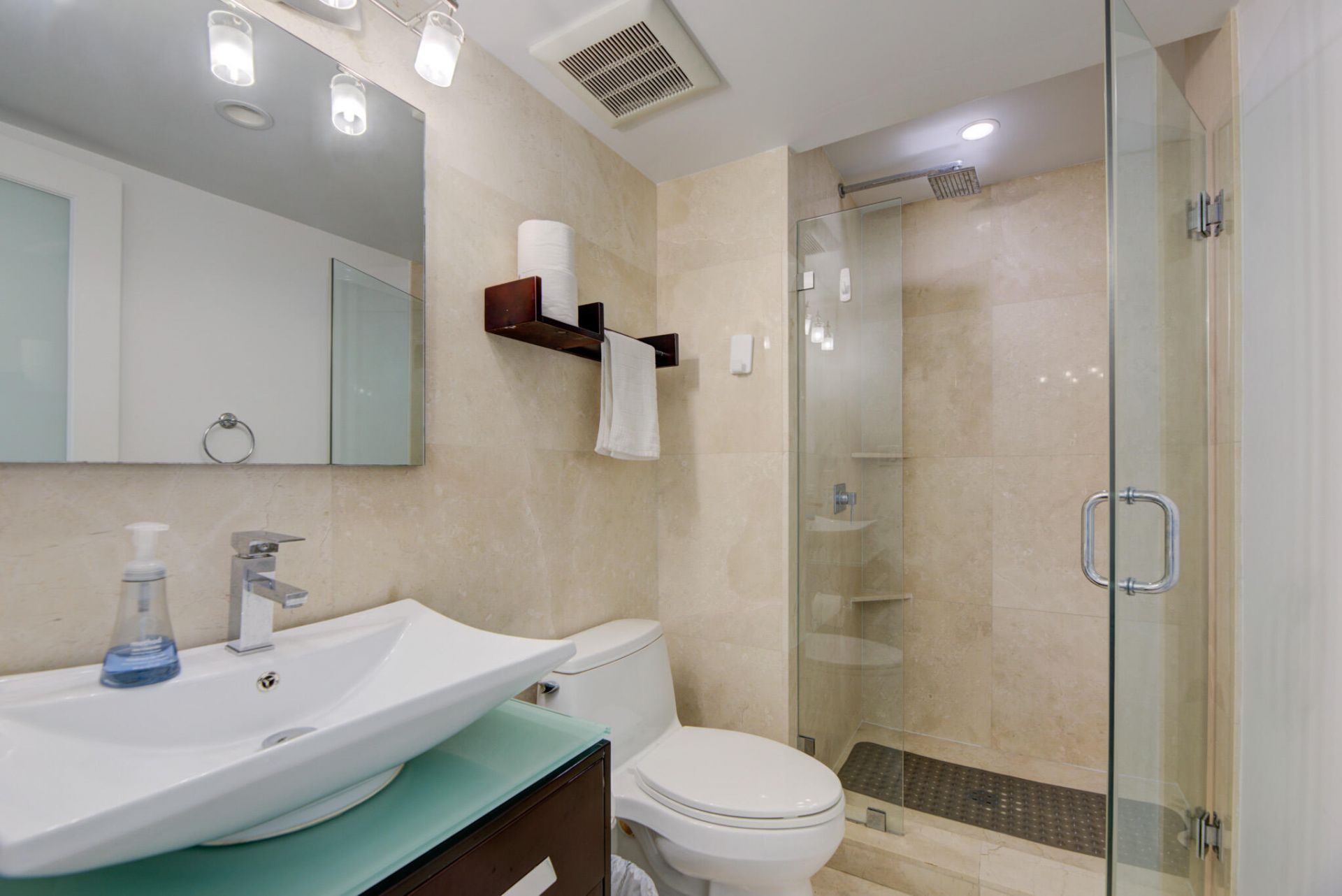 100 Lincoln Road, Unit PH14, Miami Beach, FL 33139 Photo