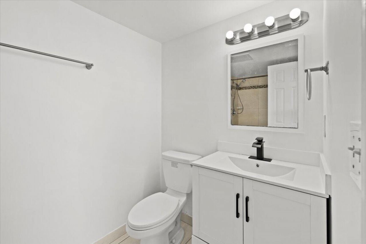 1831 Sabal Palm Drive, Unit 403, Davie, FL 33324 Photo