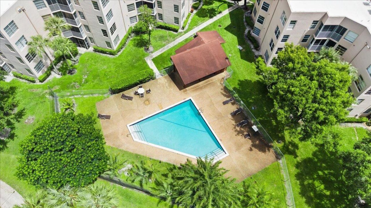1831 Sabal Palm Drive, Unit 403, Davie, FL 33324 Photo