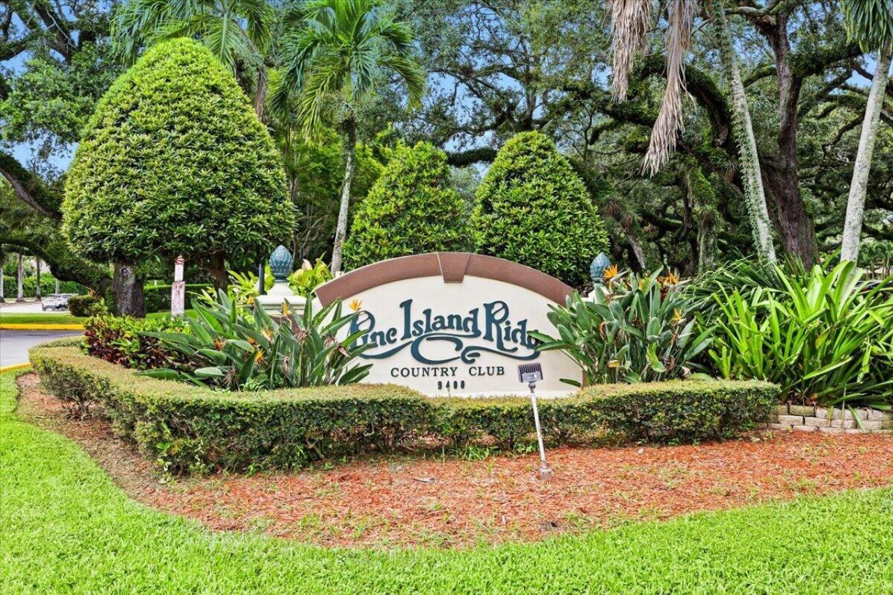 1831 Sabal Palm Drive, Unit 403, Davie, FL 33324 Photo