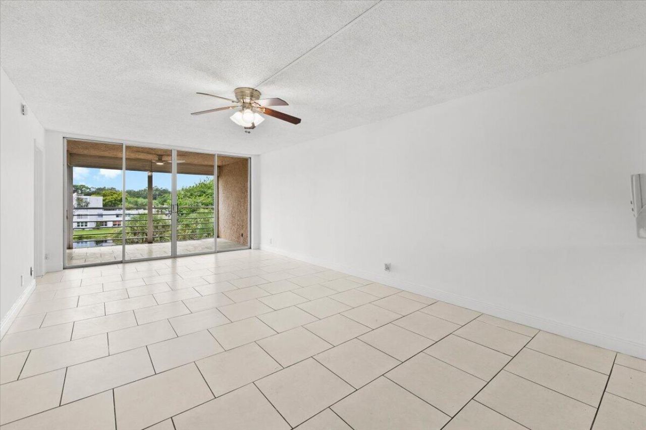 1831 Sabal Palm Drive, Unit 403, Davie, FL 33324 Photo