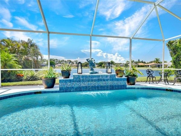 484 Crossfield CIR , NAPLES, FL 34104