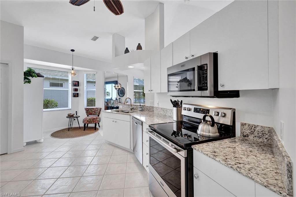 484 Crossfield Cir, Naples, FL 34104 Photo