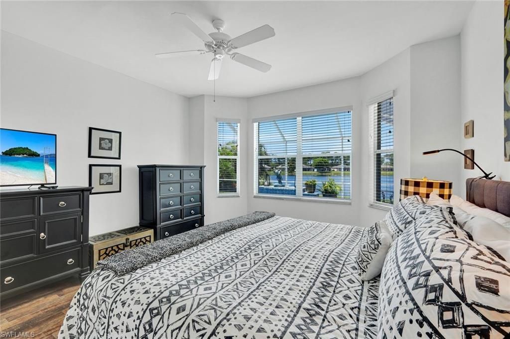 484 Crossfield Cir, Naples, FL 34104 Photo