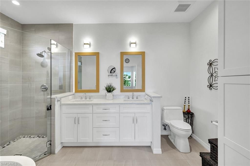 484 Crossfield Cir, Naples, FL 34104 Photo