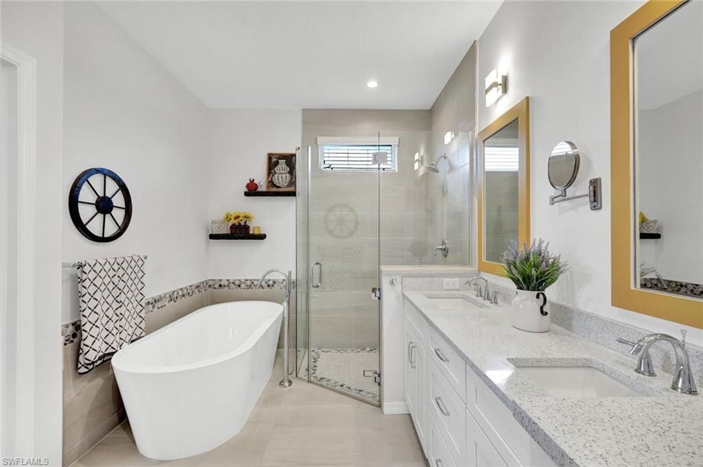 484 Crossfield Cir, Naples, FL 34104 Photo