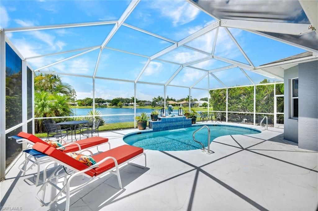 484 Crossfield Cir, Naples, FL 34104 Photo
