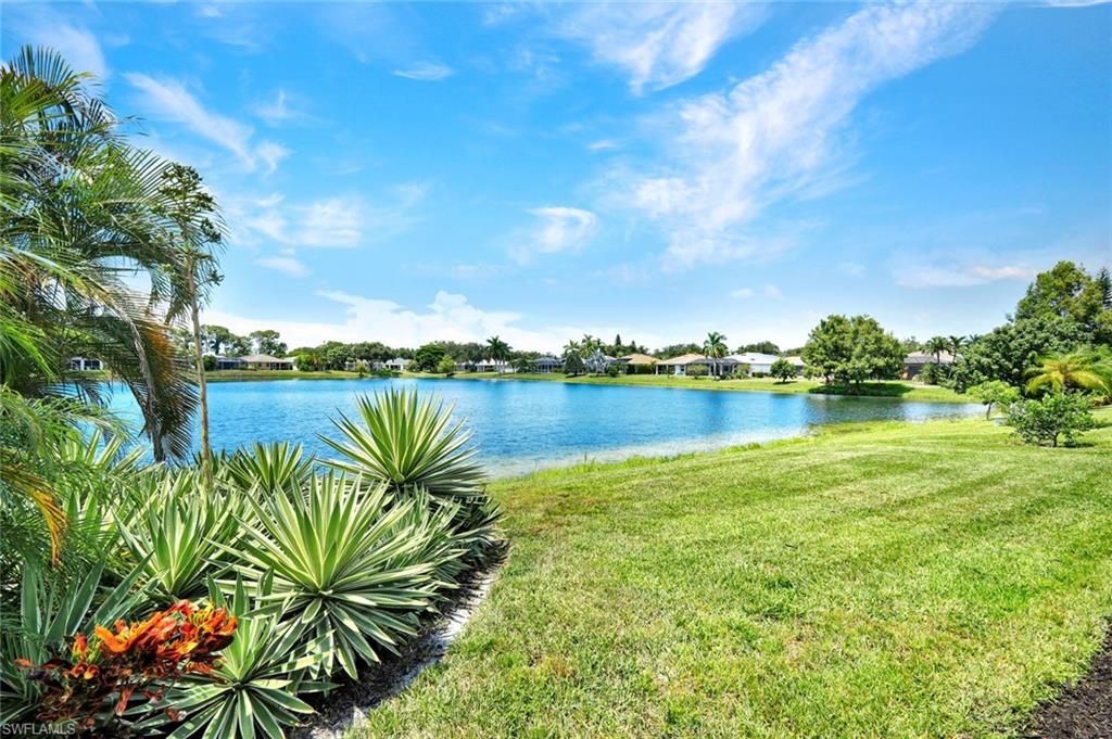 484 Crossfield Cir, Naples, FL 34104 Photo