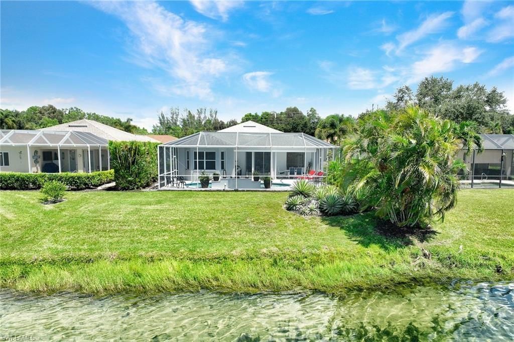 484 Crossfield Cir, Naples, FL 34104 Photo