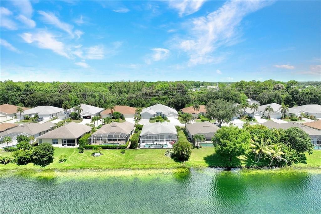 484 Crossfield Cir, Naples, FL 34104 Photo