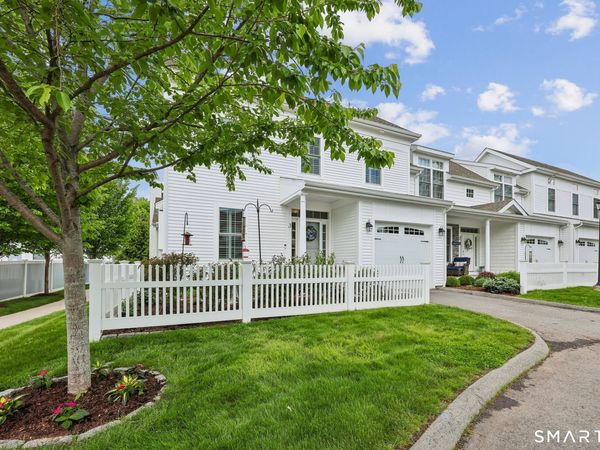 25 Sheffield , Unit 3, Old Saybrook, CT 06475
