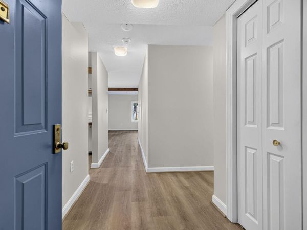 110 Coliseum Avenue, Unit 107, Nashua, NH 03063