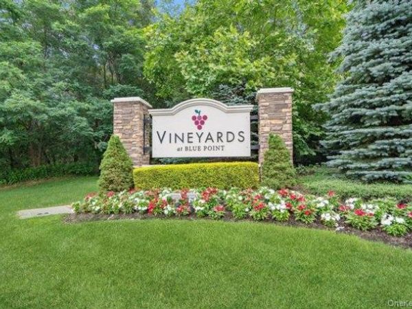 11 Halley Drive, Blue Point, NY 11772