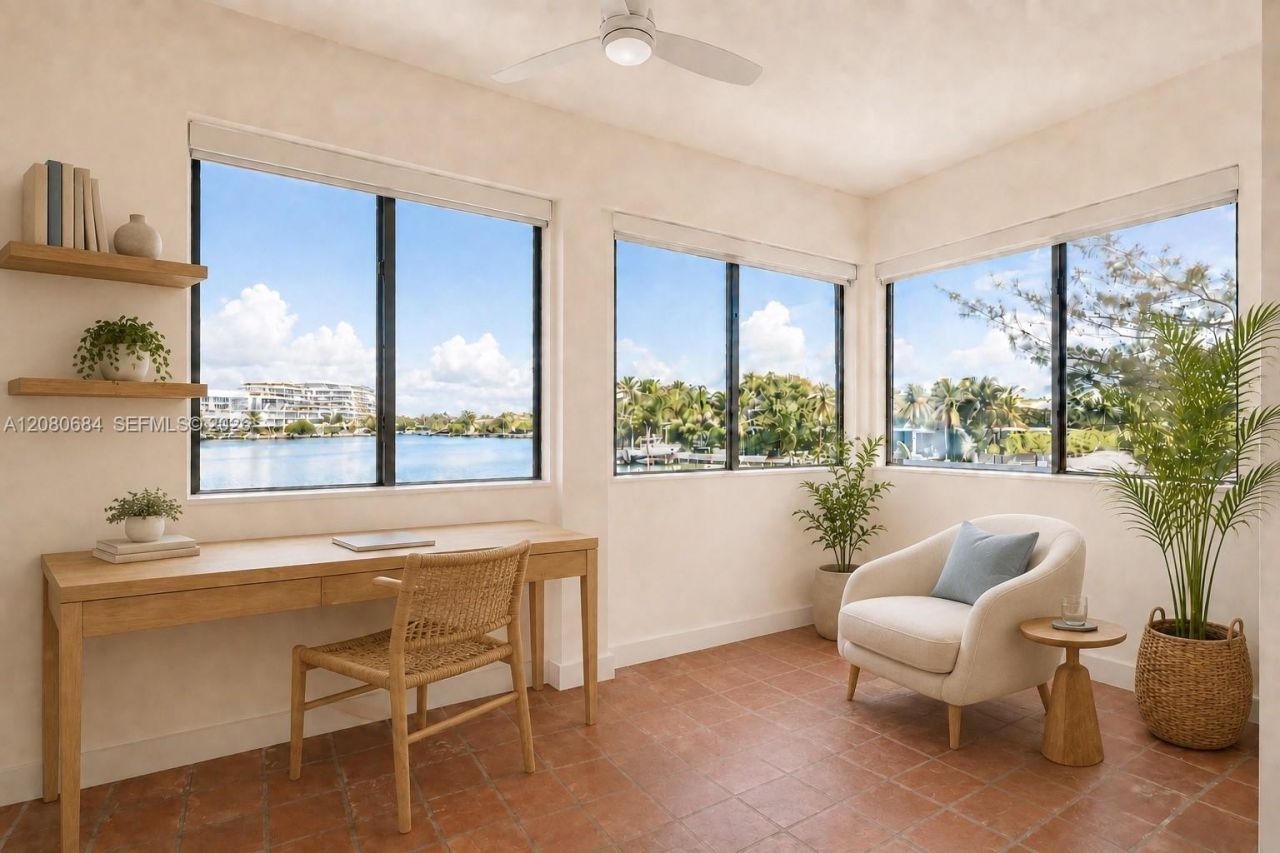 4730 Pine Tree Dr, Unit 17, Miami Beach, FL 33140 Photo