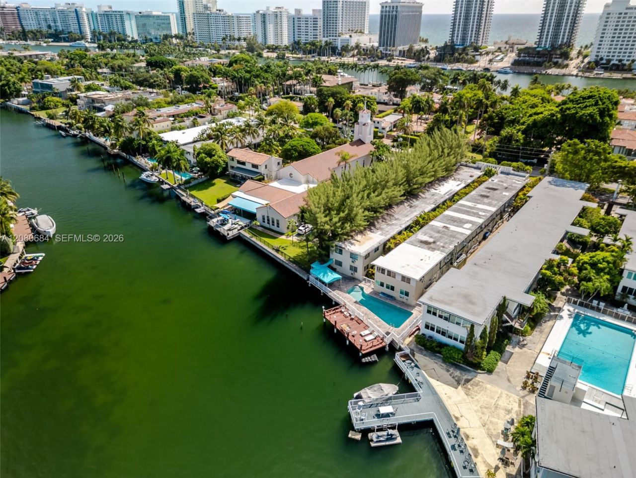 4730 Pine Tree Dr, Unit 17, Miami Beach, FL 33140 Photo